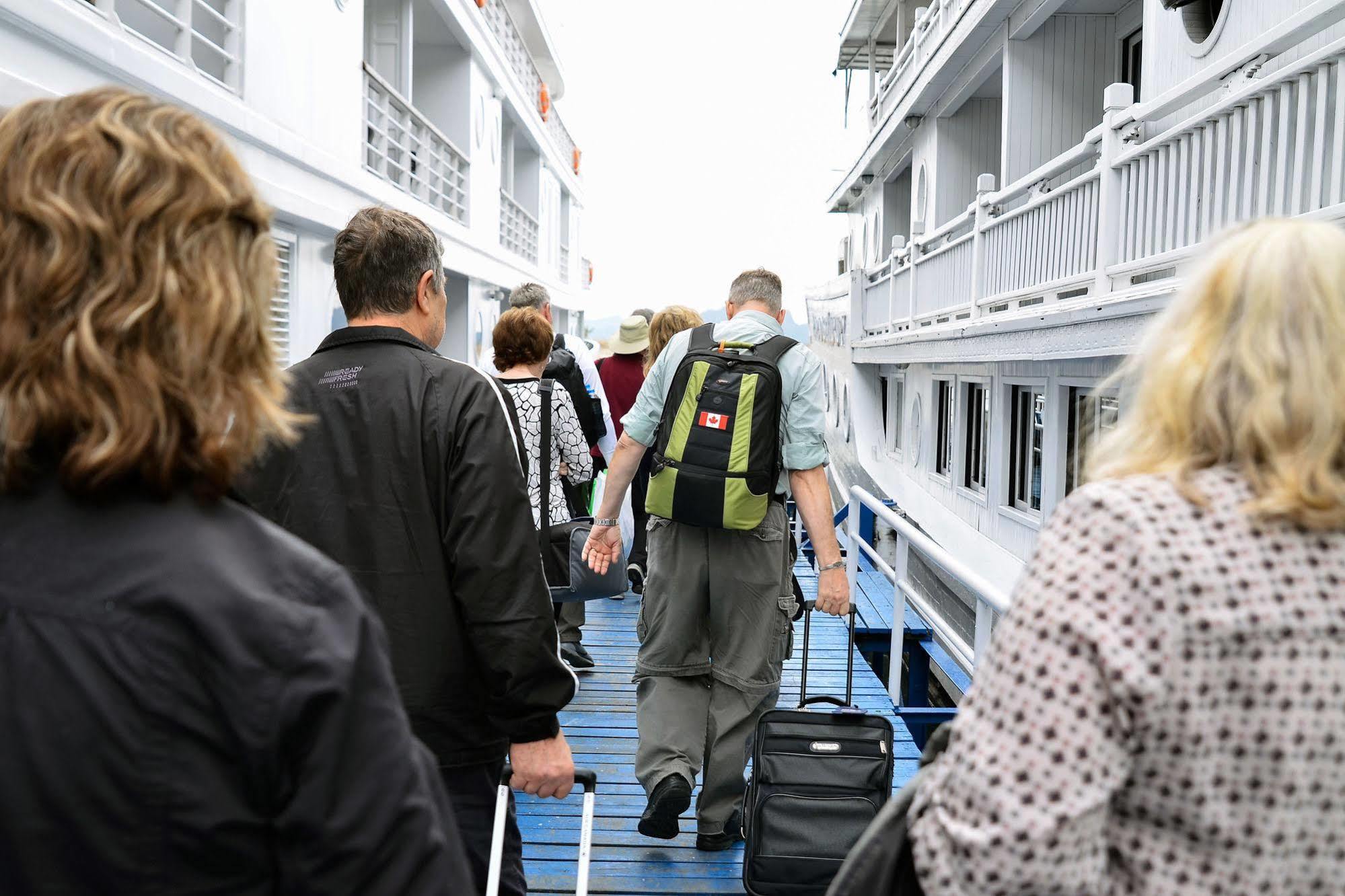 Paradise Elegance Cruise Halong Hạ Long Ngoại thất bức ảnh